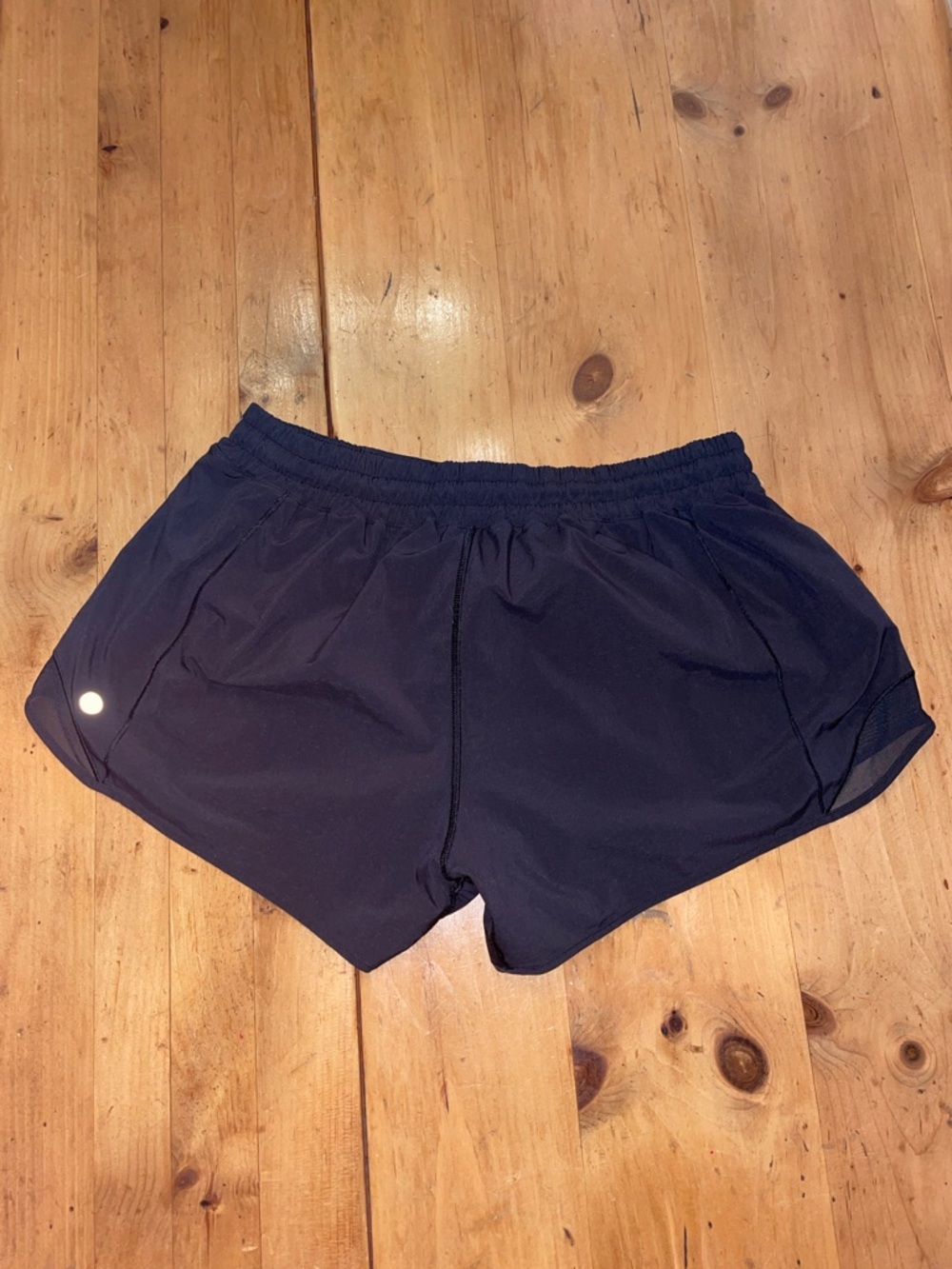 Lululemon- Sz 12 Tall- Black- Hotty Hots- 4” Inseam - Picture 4 of 16